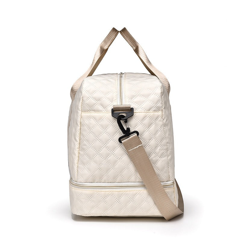 TRAVEL TOTE